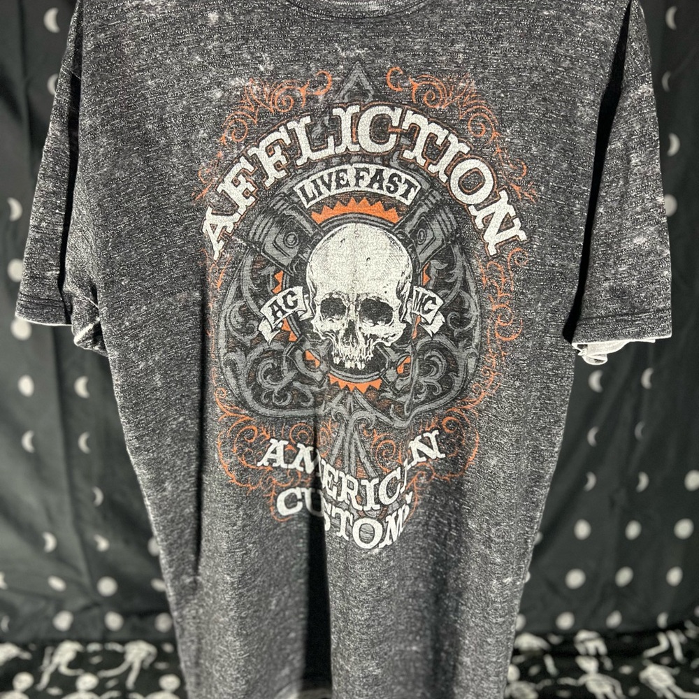 Affliction Reversible Faded Black/Light Gray Skull Graphic Short Sleeve Tee